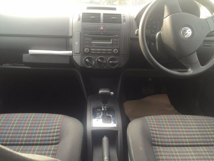 2007 Volkswagen Polo 1.4 S 80 5dr image 7