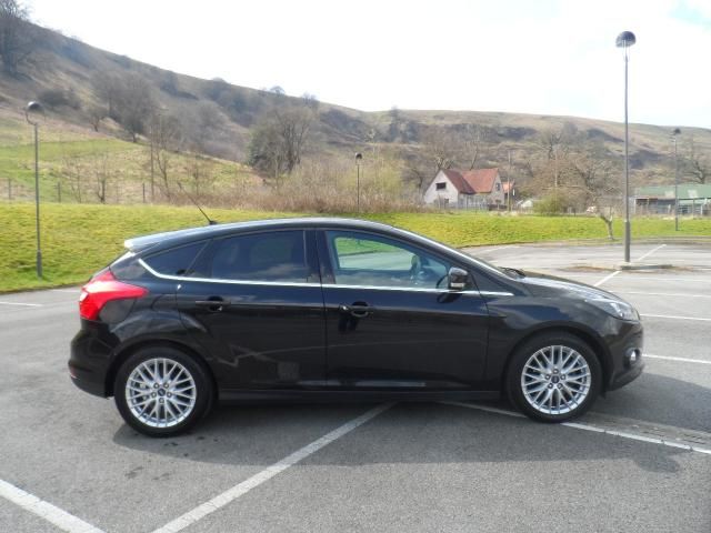 2013 Ford Focus 1.0 Zetec 5d image 5