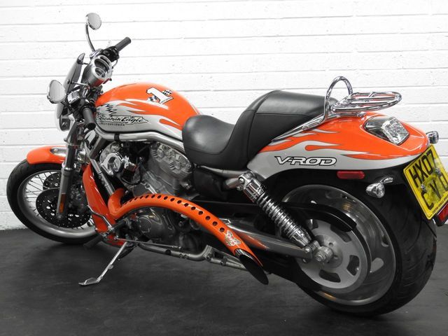 2007 Harley-Davidson CVO V-ROD image 3