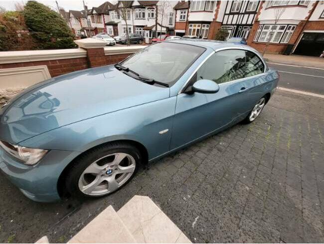 2008 BMW 320i Convertible, Semi-Automatic, Petrol