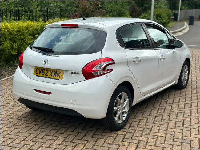 2012 62 Peugeot 208 1.2 Petrol, Manual