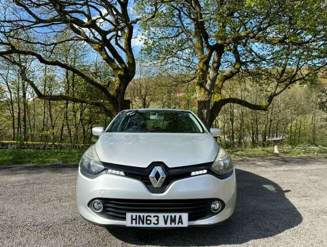 2013 Renault Clio. New Shape. Free Tax Model