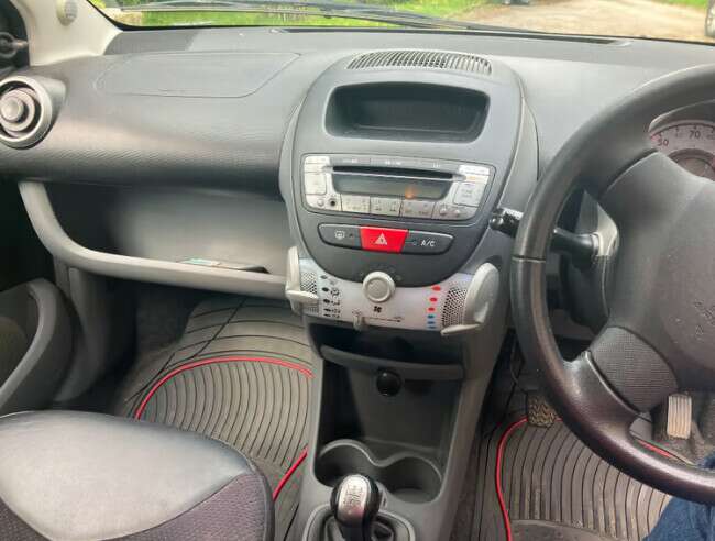 2010 Toyota, AYGO, Hatchback, Manual, 998 (cc), 5 doors