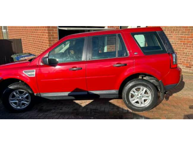 2012 Land Rover, Freelander, Estate, Manual, 2179 (cc), 5 Doors