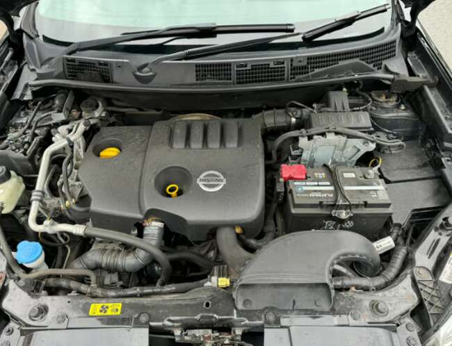 2010 Nissan Qashqai. Diesel, Manual