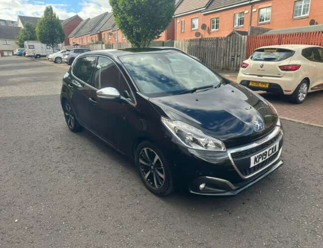 2019 Peugeot 208, Manual, Petrol 5dr