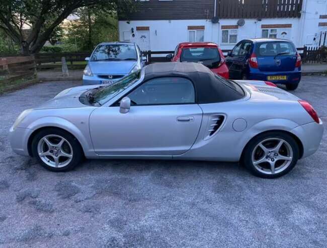 2004 Toyota MR2 Roadster, Petrol, Convertible