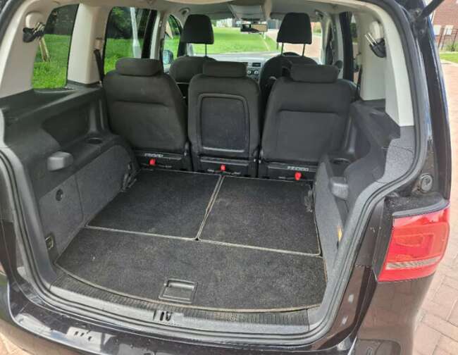 2011 Volkswagen, Touran, Mpv, Manual, 1598 (cc), 5 Doors