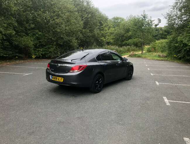 2009 Vauxhall, Insignia, Hatchback, Manual, 1956 (cc), 5 Doors