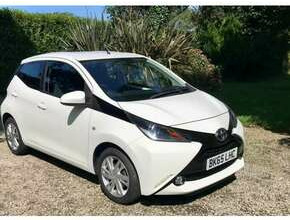 2015 Toyota Aygo 1.0 X Pression £0 Road Tax Excellent Condition Throughout