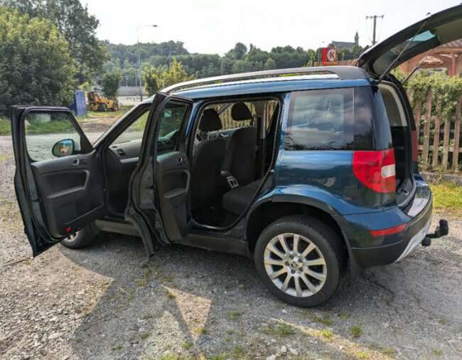 2016 Skoda, Yeti Outdoor, Hatchback, Manual, 1968 (cc), 5 Doors