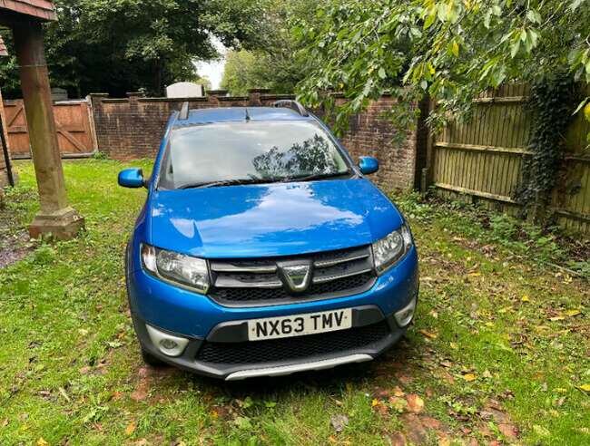 2013 Dacia, Sandero Stepway, Hatchback, Manual, 898 (cc), 5 Doors