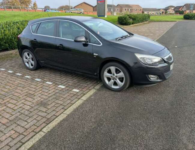 2011 Vauxhall, Astra, Hatchback, Manual, 1598 (cc), 5 Doors