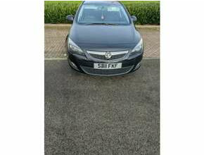 2011 Vauxhall, Astra, Hatchback, Manual, 1598 (cc), 5 Doors