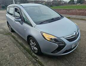 2014 Vauxhall, ZAFIRA, MPV, Manual, 1956 (cc), 5 doors